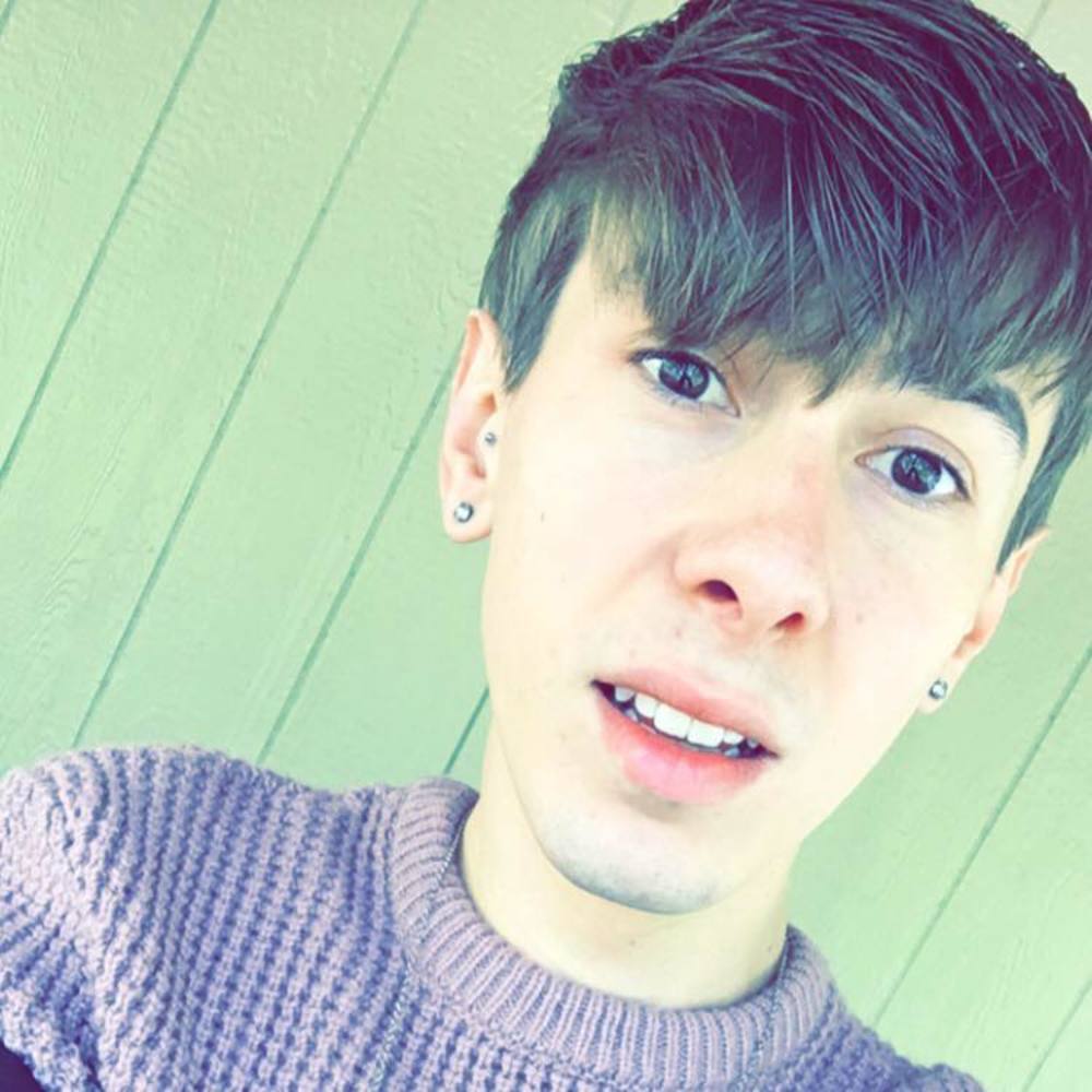Meet your Posher, Zackary